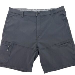 Wrangler ATG‎ All Terrain Gear Gray Utility Cargo Shorts 44 Outdoor Active